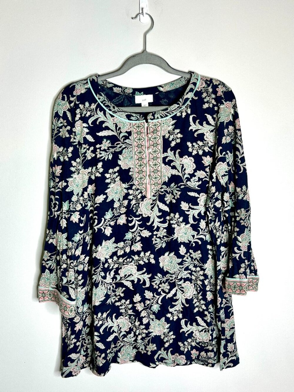 J. Jill Piped Paisley Floral Tunic Navy Pink Lightweight Modal Blend Preppy Sz L - Picture 2 of 6